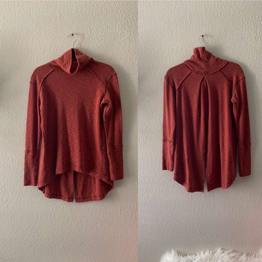 We The Free People Hi Low Mock Neck Top Size Small